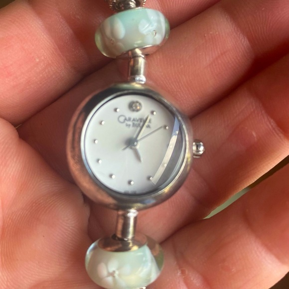 NWOT Caravelle by Bulova Charm Watch -adjustable bracelet. Glass & crystal beads - Picture 7 of 7